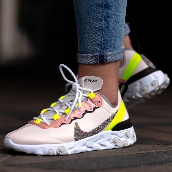 NIKE light soft pink React Element 55 PRM running shoes 8 - Picture 2 of 16